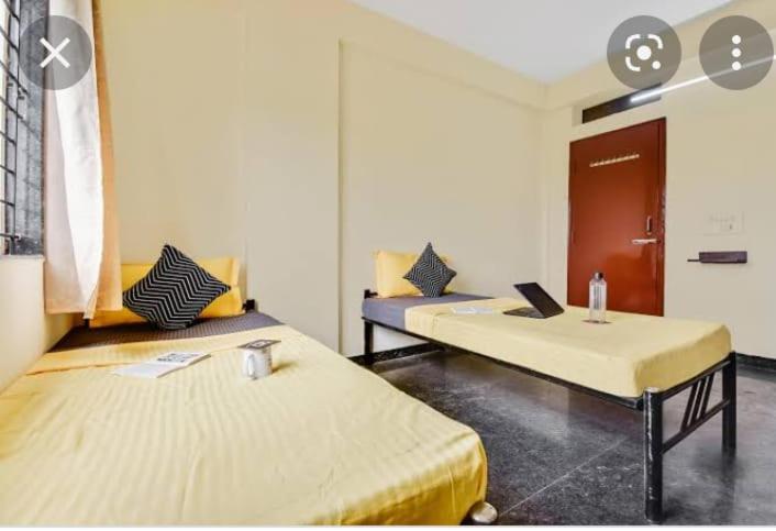 Sry Comfort Residence Bangalore Exterior foto